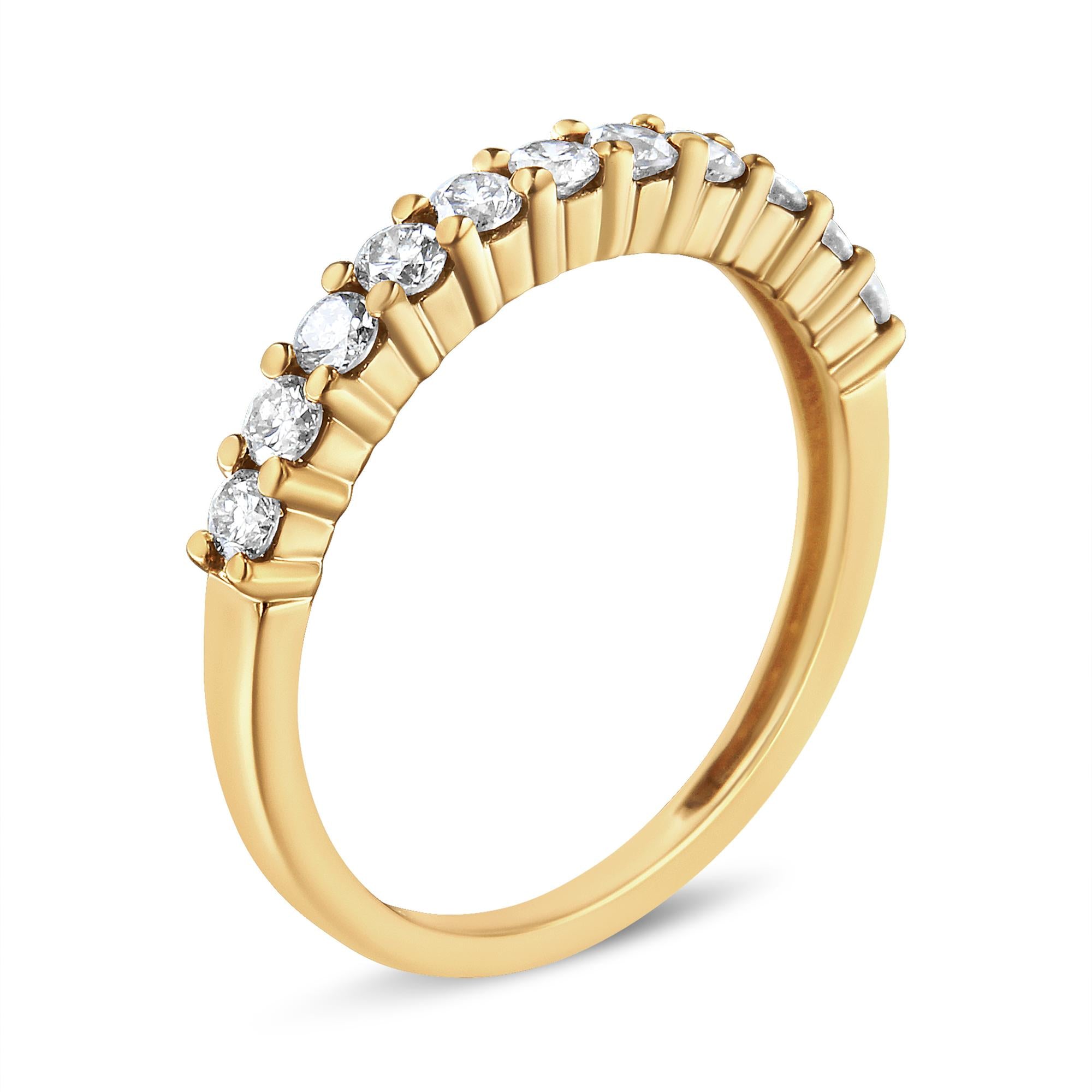IGI Certified Diamond 10K Yellow Gold Prong Set Fluted Band Wedding Ring