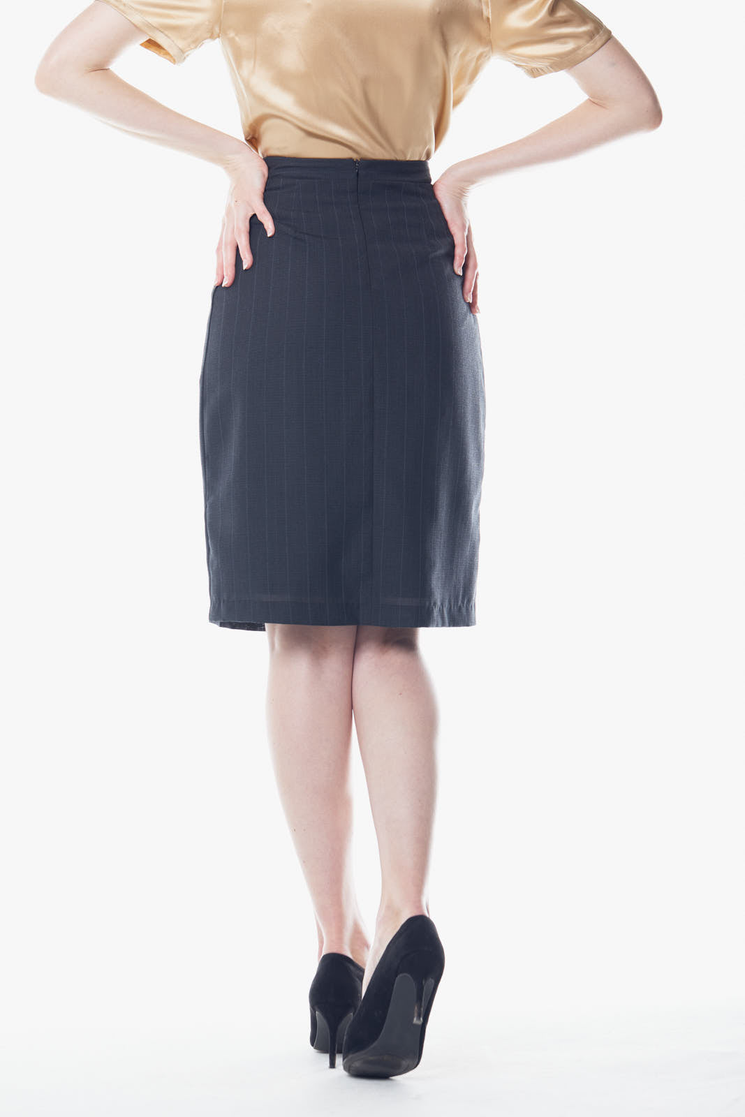 Wool Pencil Skirt - Unleash Your Confidence with Le Réussi